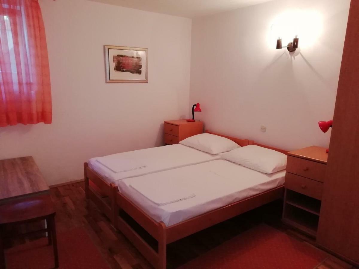 Apartman Mila Dramalj Esterno foto